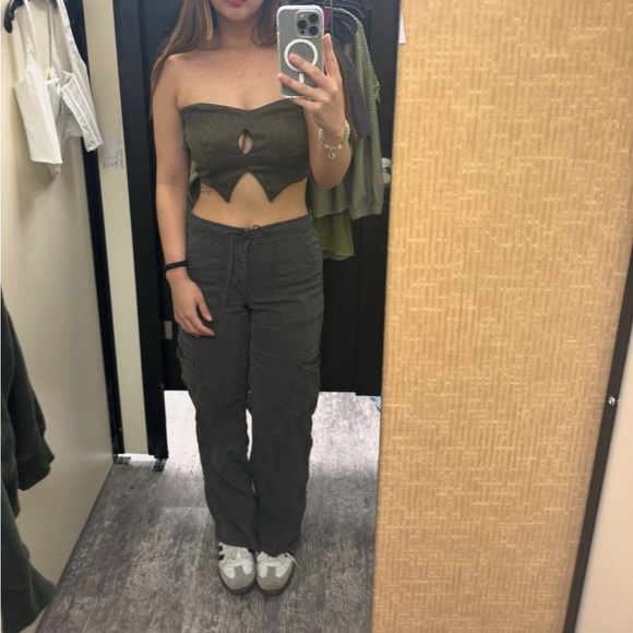 Strapless Cropped Top - Picture 4 of 4